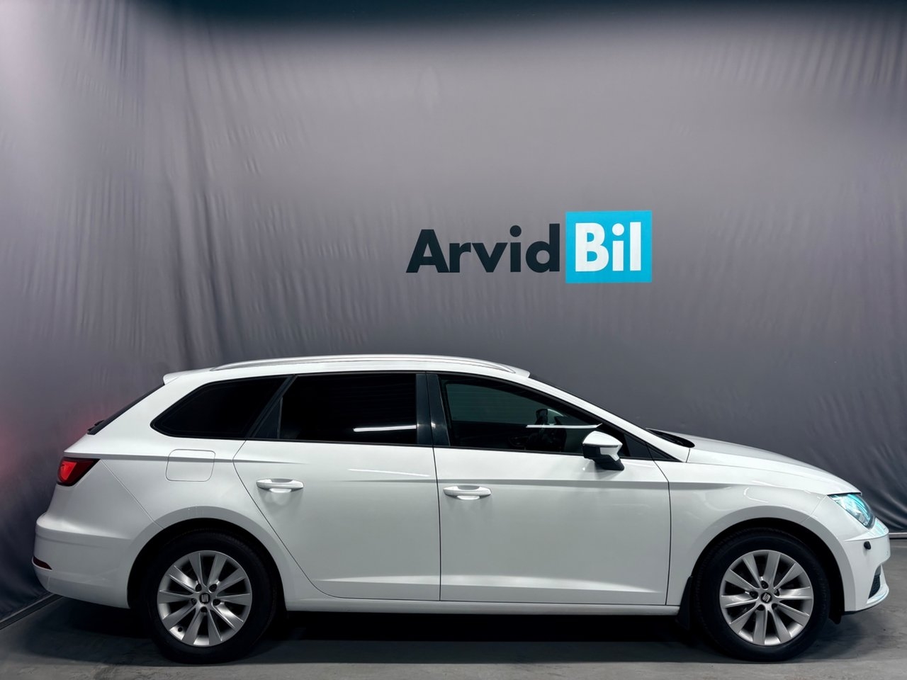 Seat Leon 2018, bild 2/10
