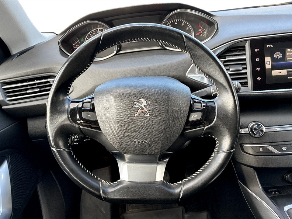 Peugeot 308 2016, bild 7/10