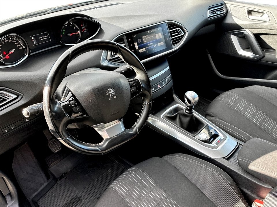Peugeot 308 2016, bild 4/10