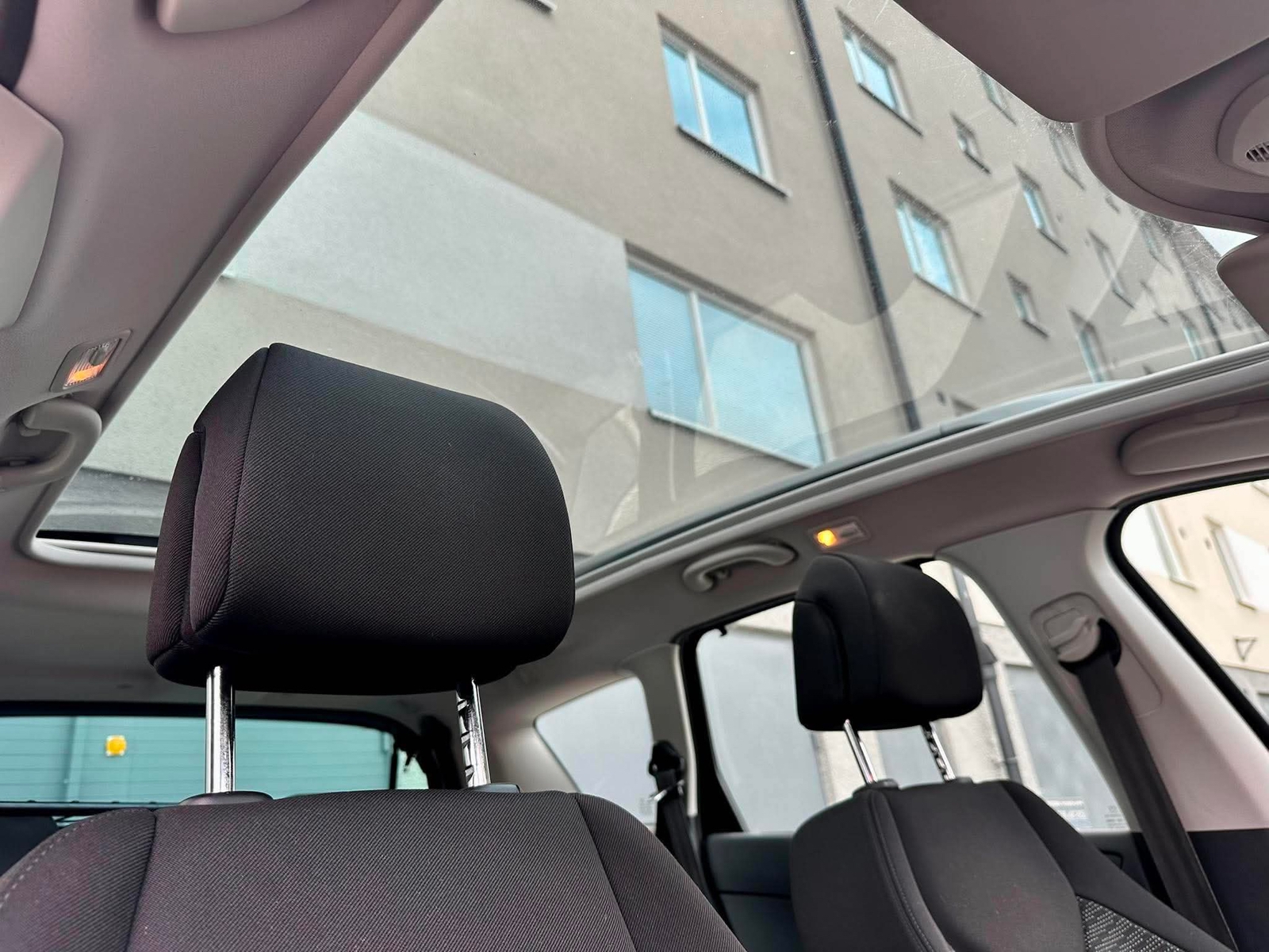 Peugeot 308 2010, bild 5/5