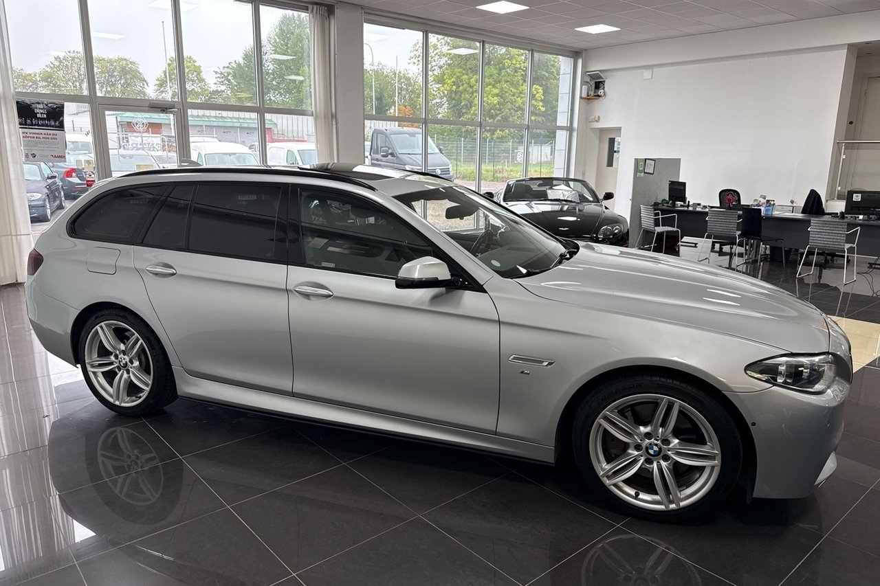 BMW 530 2017, photo 6/10