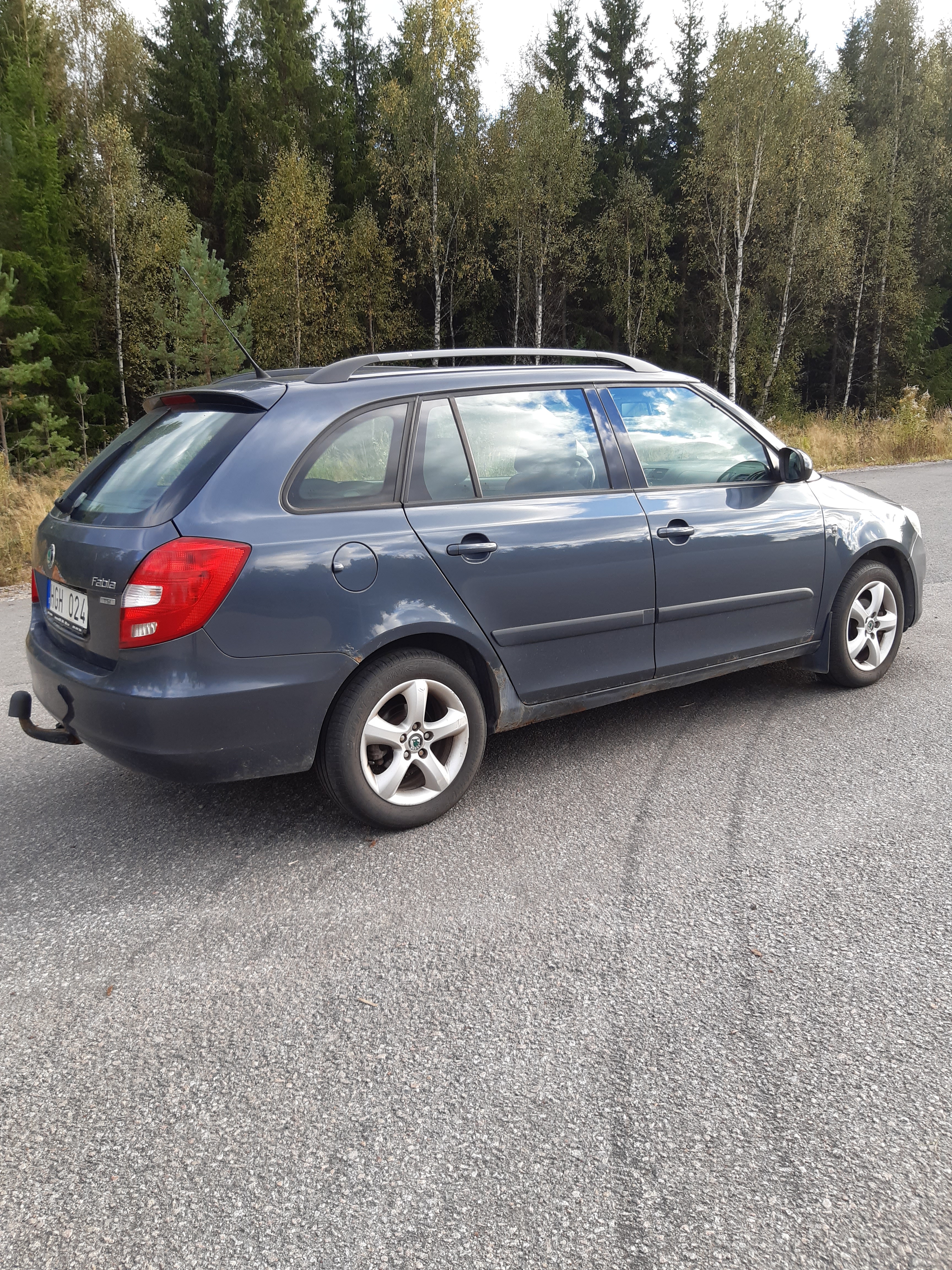 Skoda Fabia Kombi 1.2 TSI Manuell 2011, bild 3/5