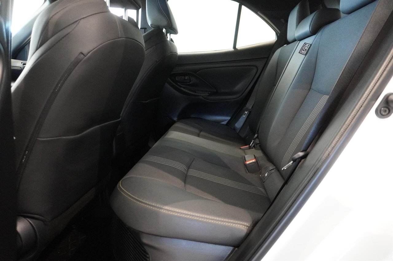 Toyota Yaris Cross Hybrid AWD Adventure 2023, bild 7/10