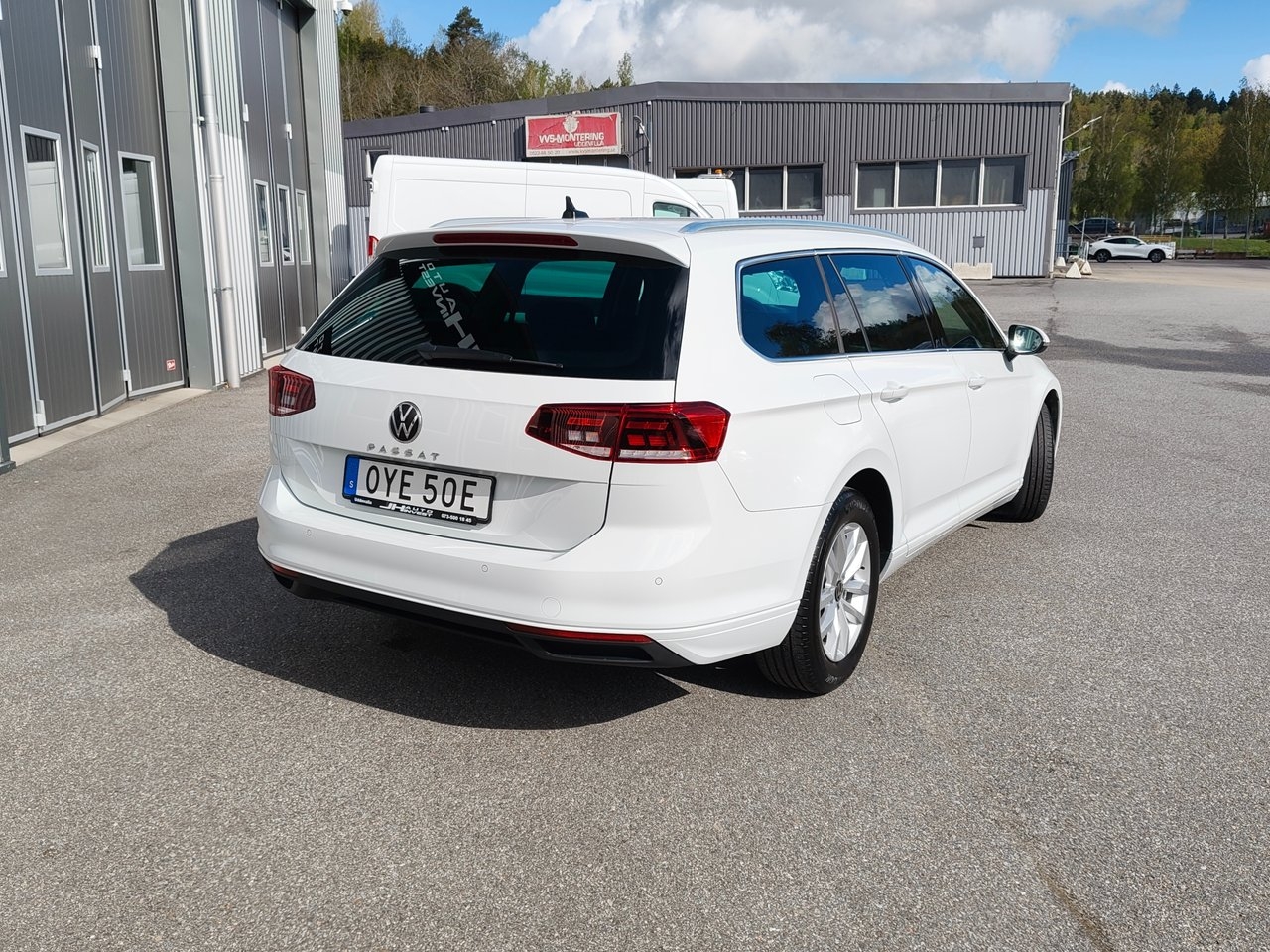Volkswagen Passat 2023, bild 6/10