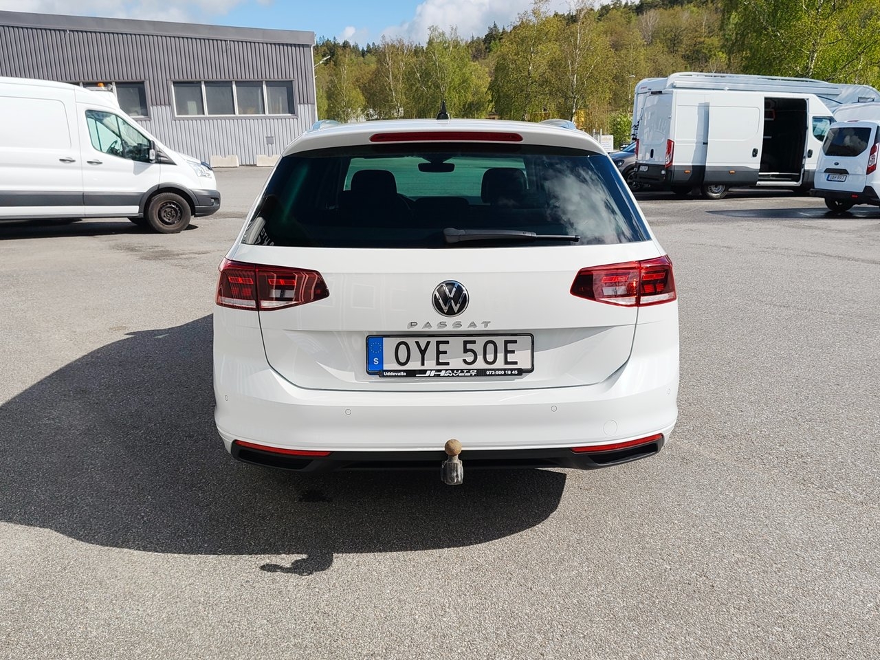 Volkswagen Passat 2023, bild 7/10