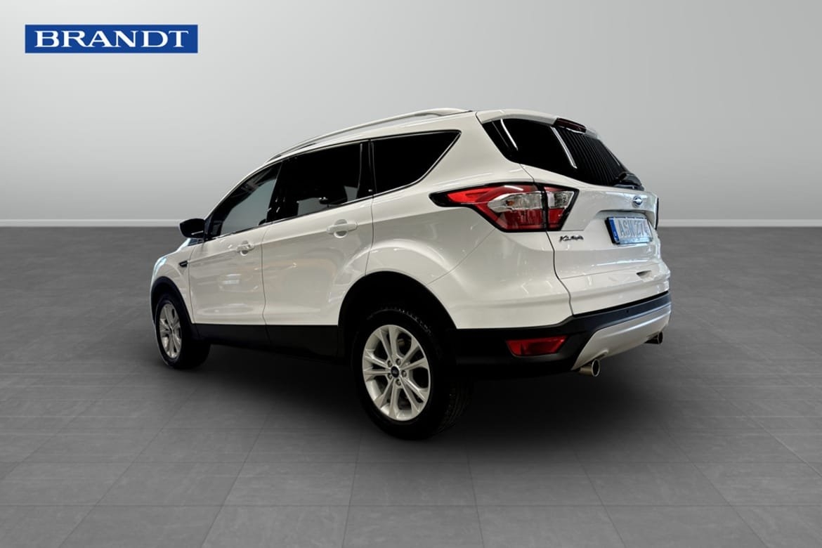 Ford Kuga 1.5 EcoBoost Manuell, 150hk 2018, bild 2/9