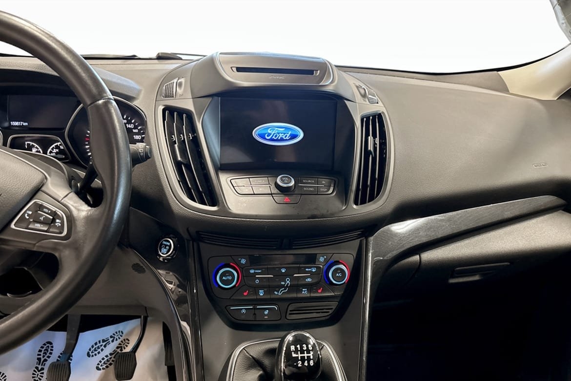 Ford Kuga 1.5 EcoBoost Manuell, 150hk 2018, bild 6/9