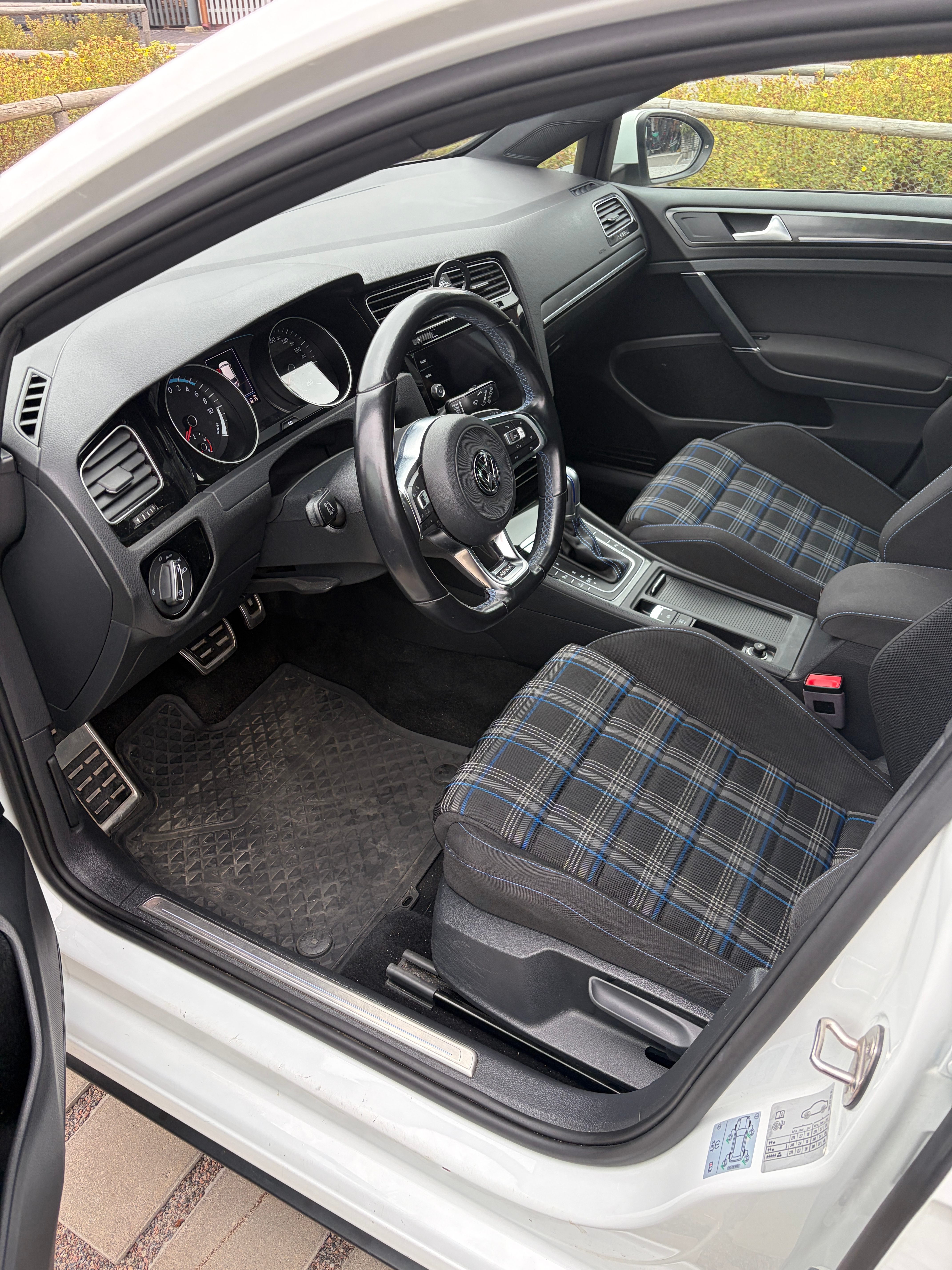 Volkswagen Golf 2018, bild 6/7