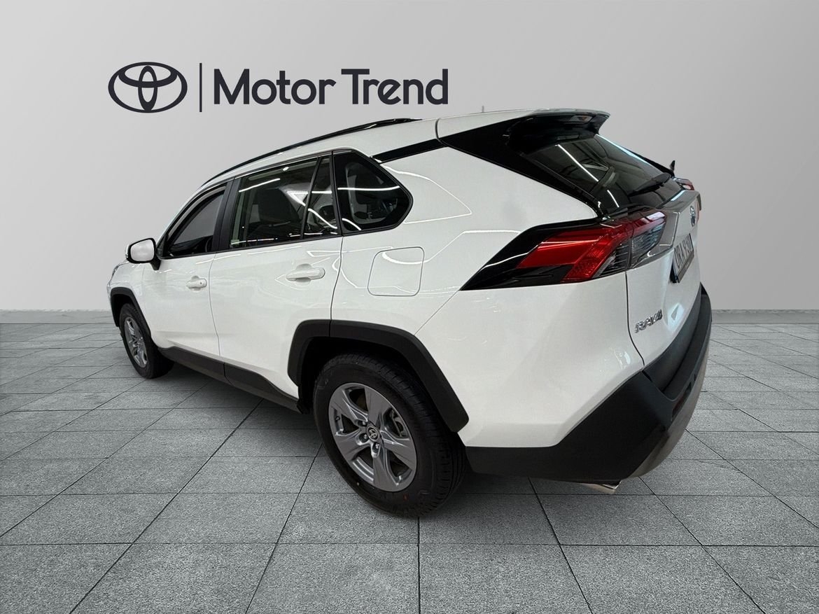 Toyota RAV4 2025, bild 3/10