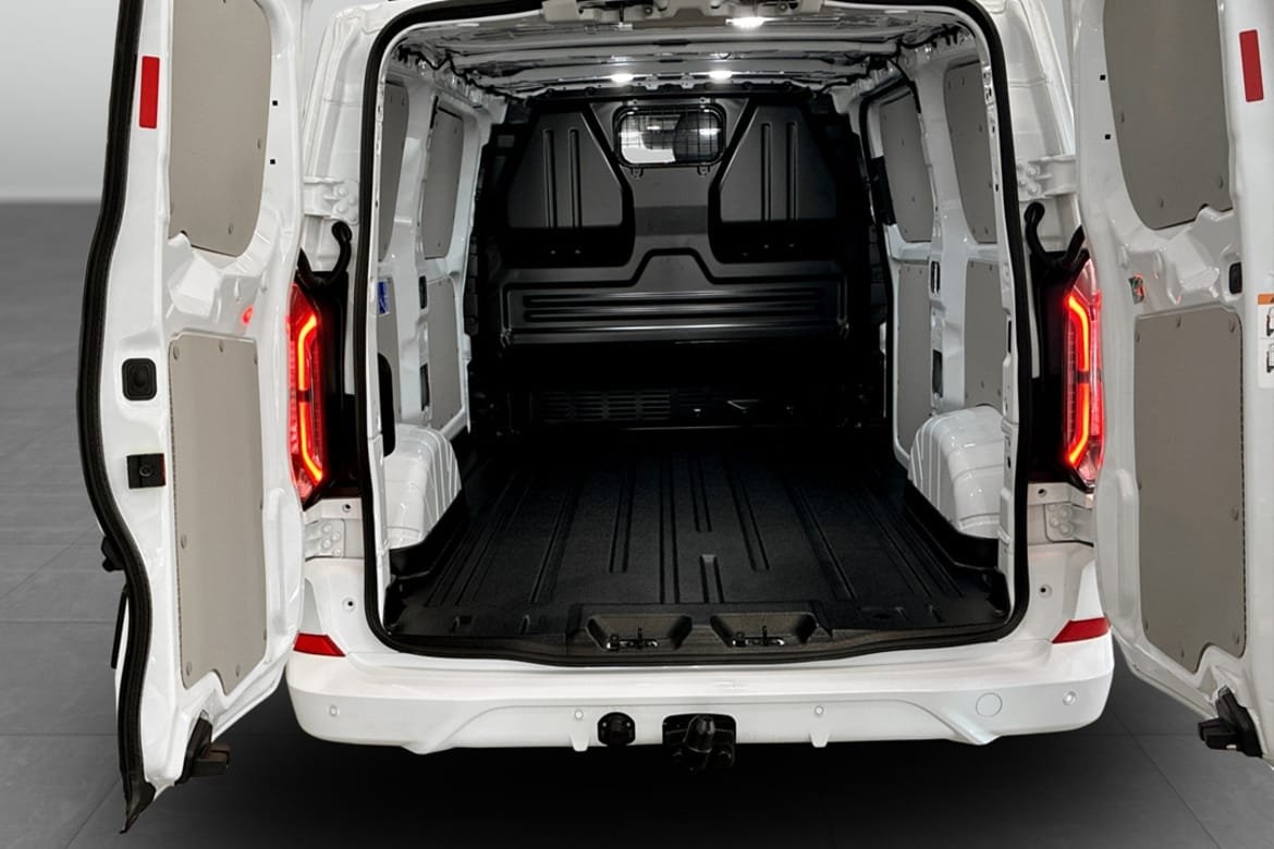 Ford E-Transit 2026, photo 7/7