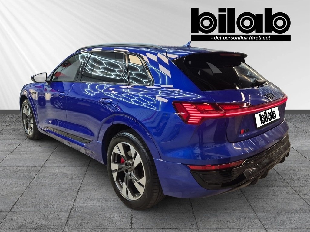Audi Q8 2024, bild 3/9