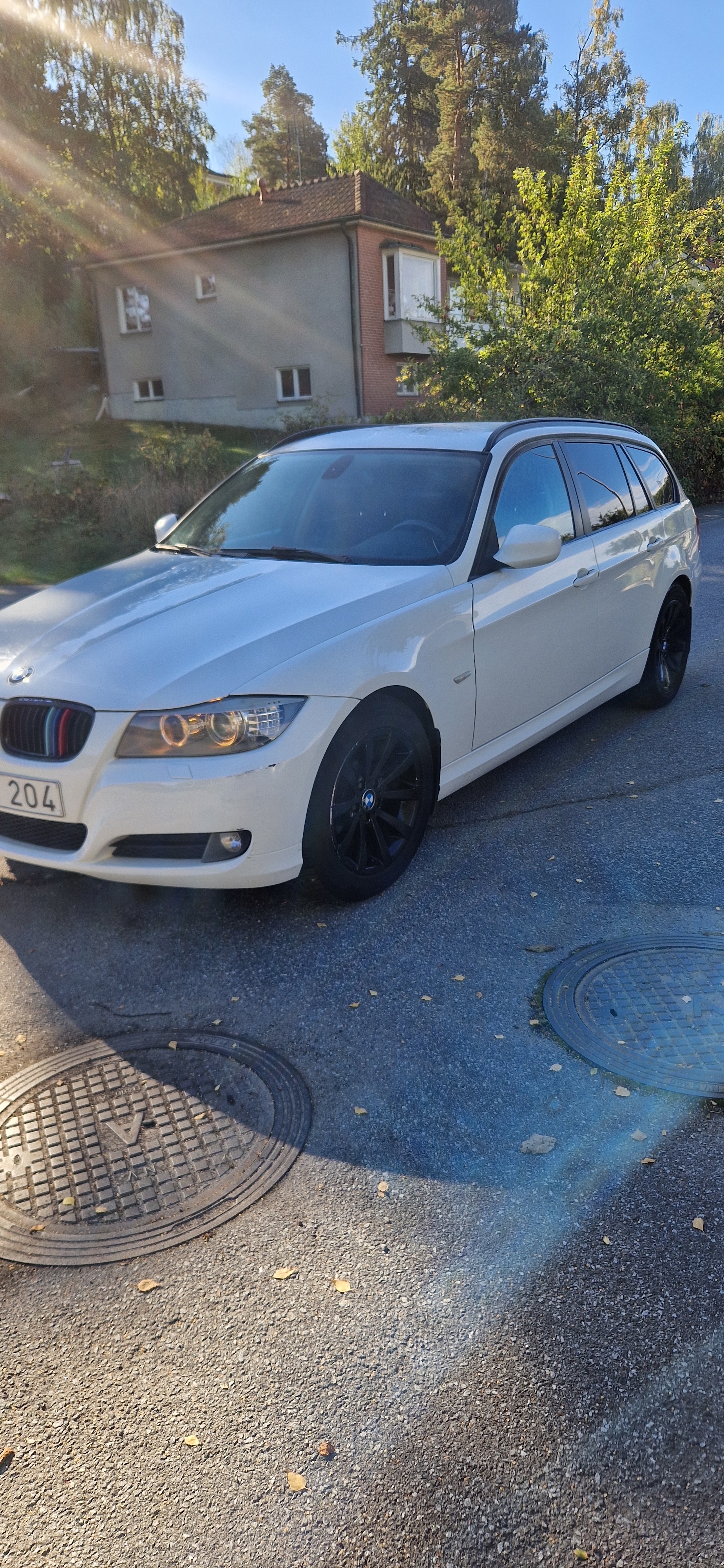 BMW 318 d Touring Automatisk 2012, photo 3/8