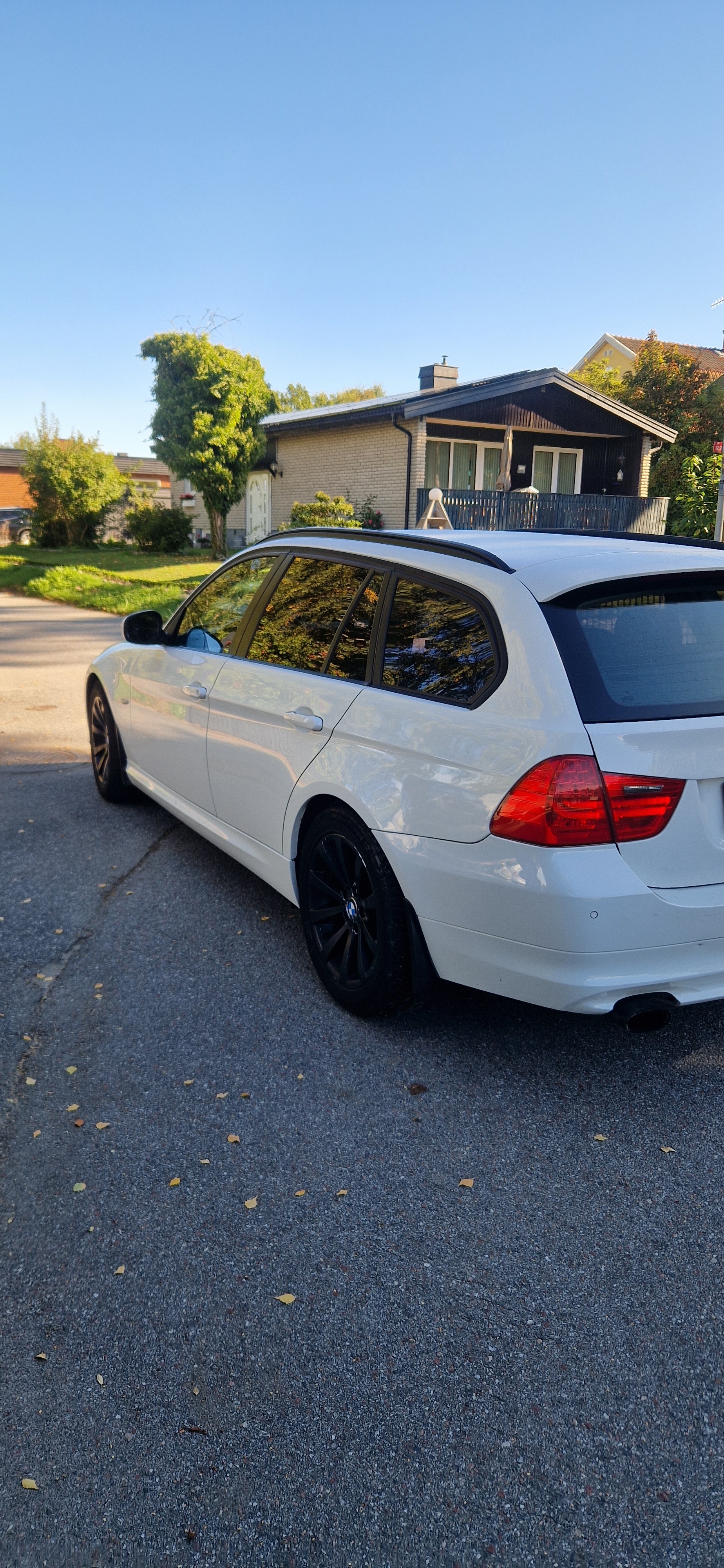 BMW 318 d Touring Automatisk 2012, photo 5/8