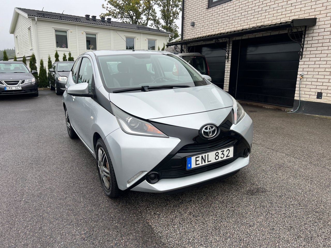 Toyota Aygo 1.0 69hk X-PLAY Touch Lågmil 2015, bild 2/10