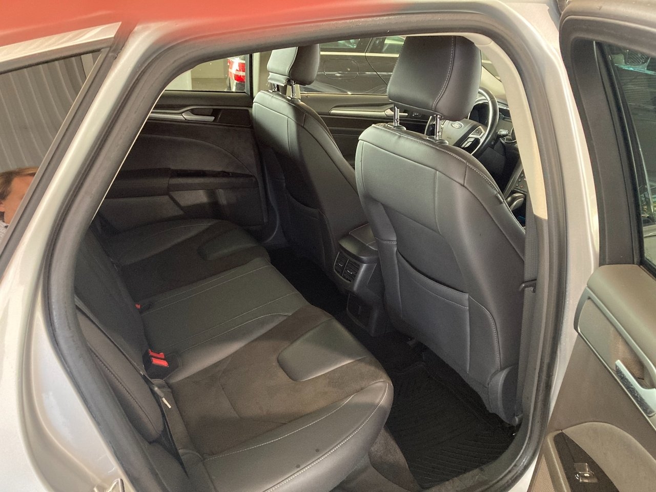 Ford Mondeo 2018, kuva 7/10