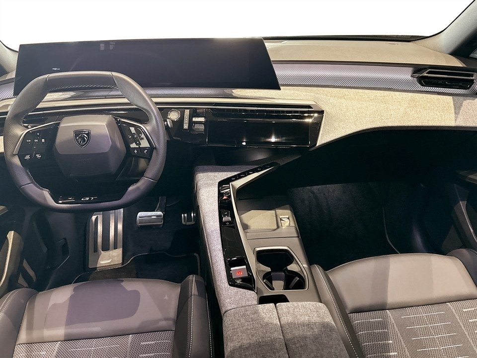 Peugeot 5008 GT Hybrid 145hk Aut 7-SITS 2025, bild 6/10
