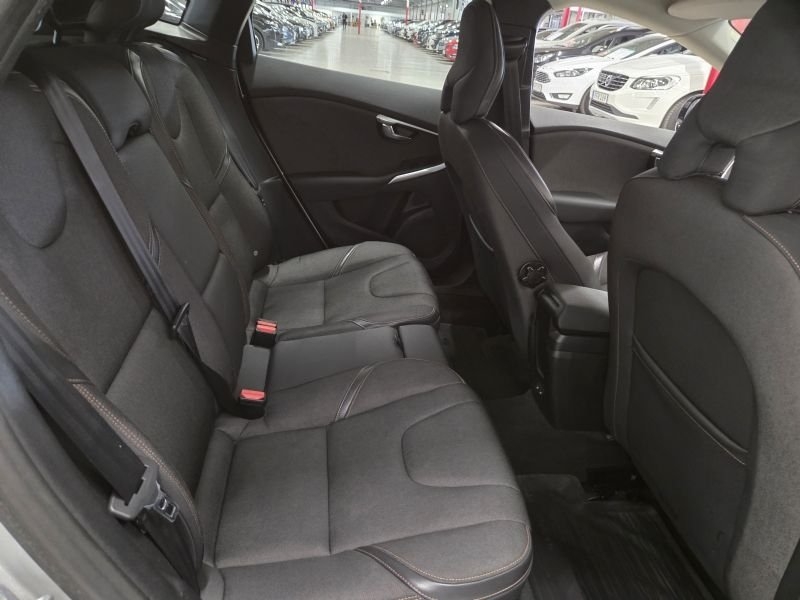 Volvo V40 Cross Country 2016, bild 5/10