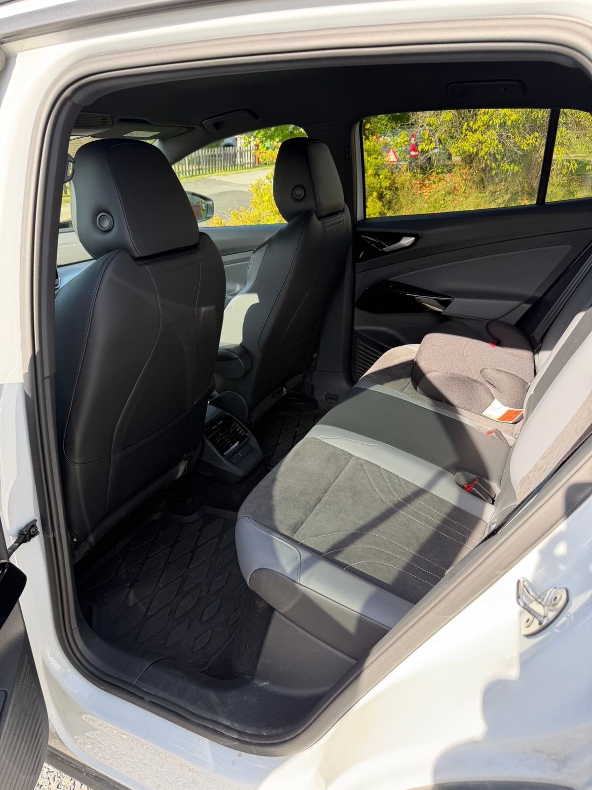 Volkswagen ID.4 2025, bild 4/4