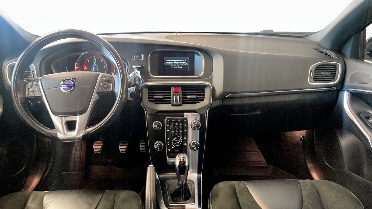 Volvo V40 D3 R-Design P-värmare 2016, bild 4/10