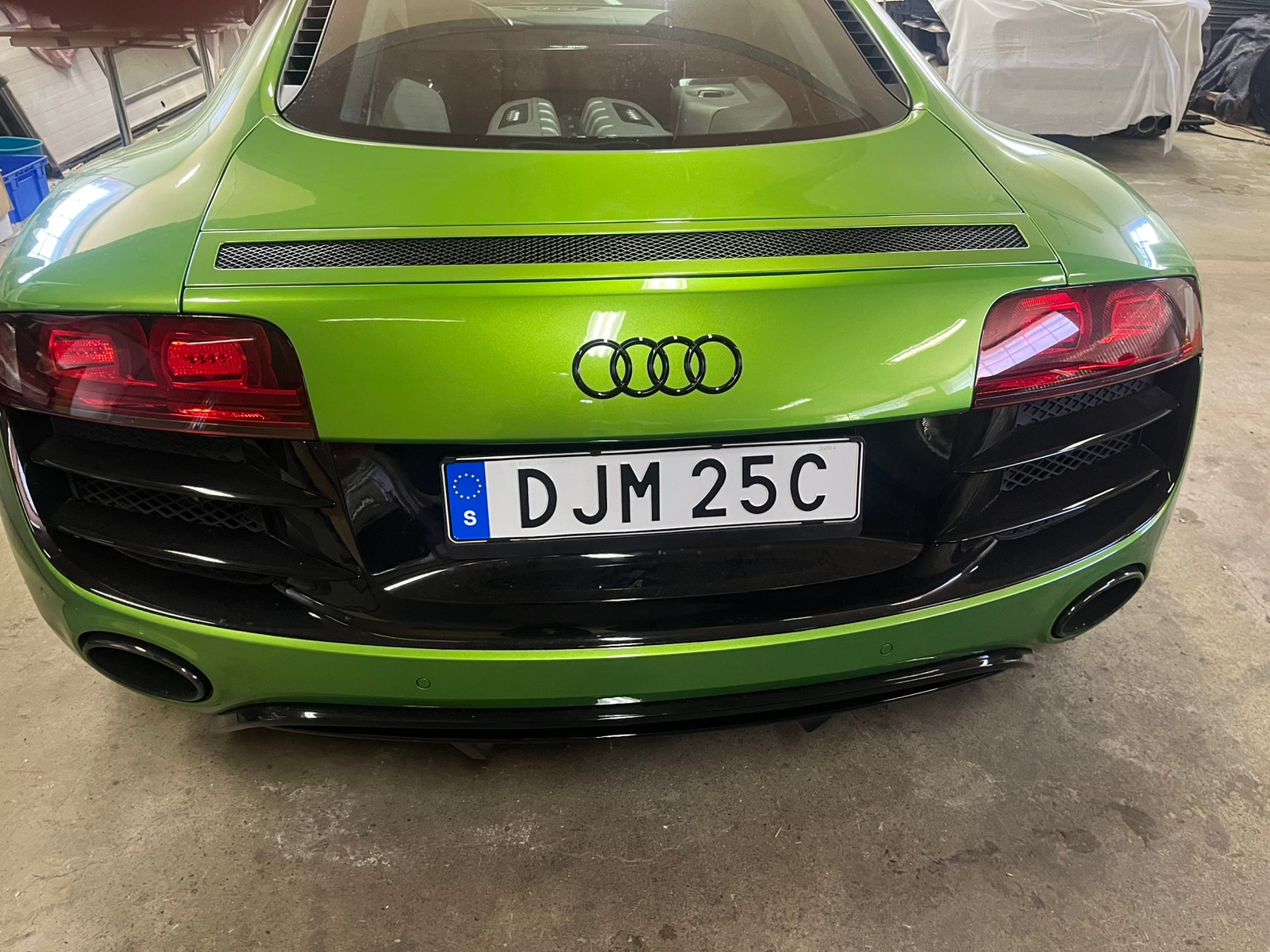 Audi R8 2012, photo 5/10