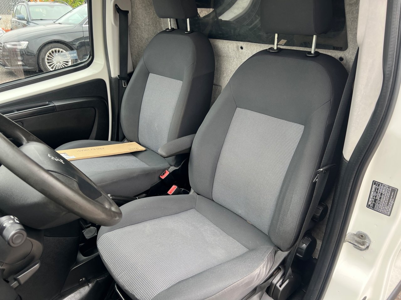 Peugeot Bipper 2011, bild 6/10