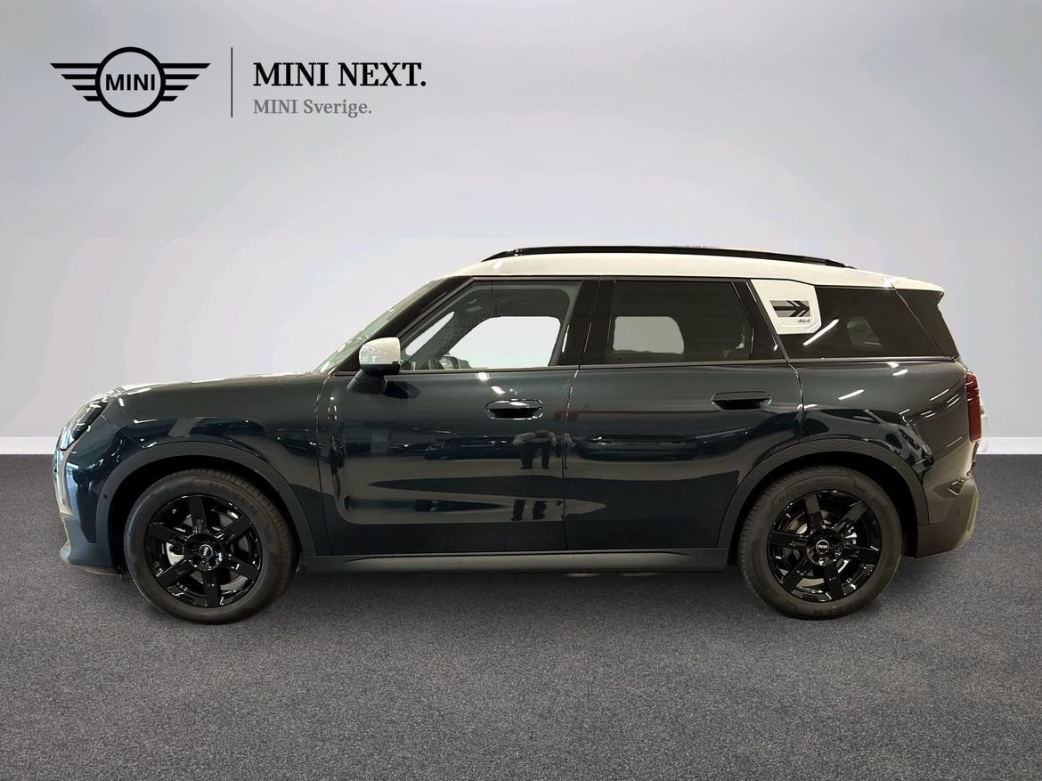 MINI Countryman SE Classic Trim, Paket L 2026, kuva 3/10