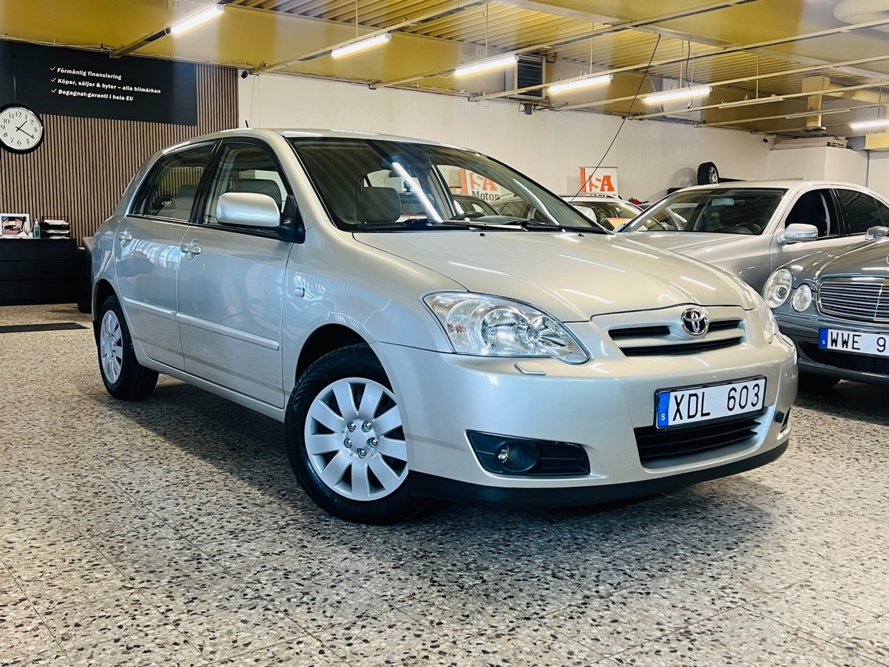 Toyota Corolla 2005, bild 2/10