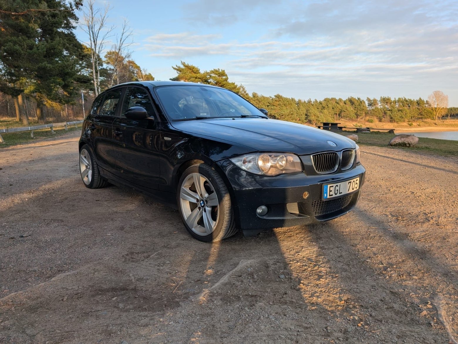 BMW 120 d 5-dörrars Manuell 2010, photo 2/8