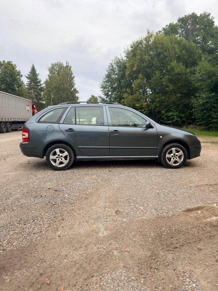 Skoda Fabia Kombi 2006, bild 7/10