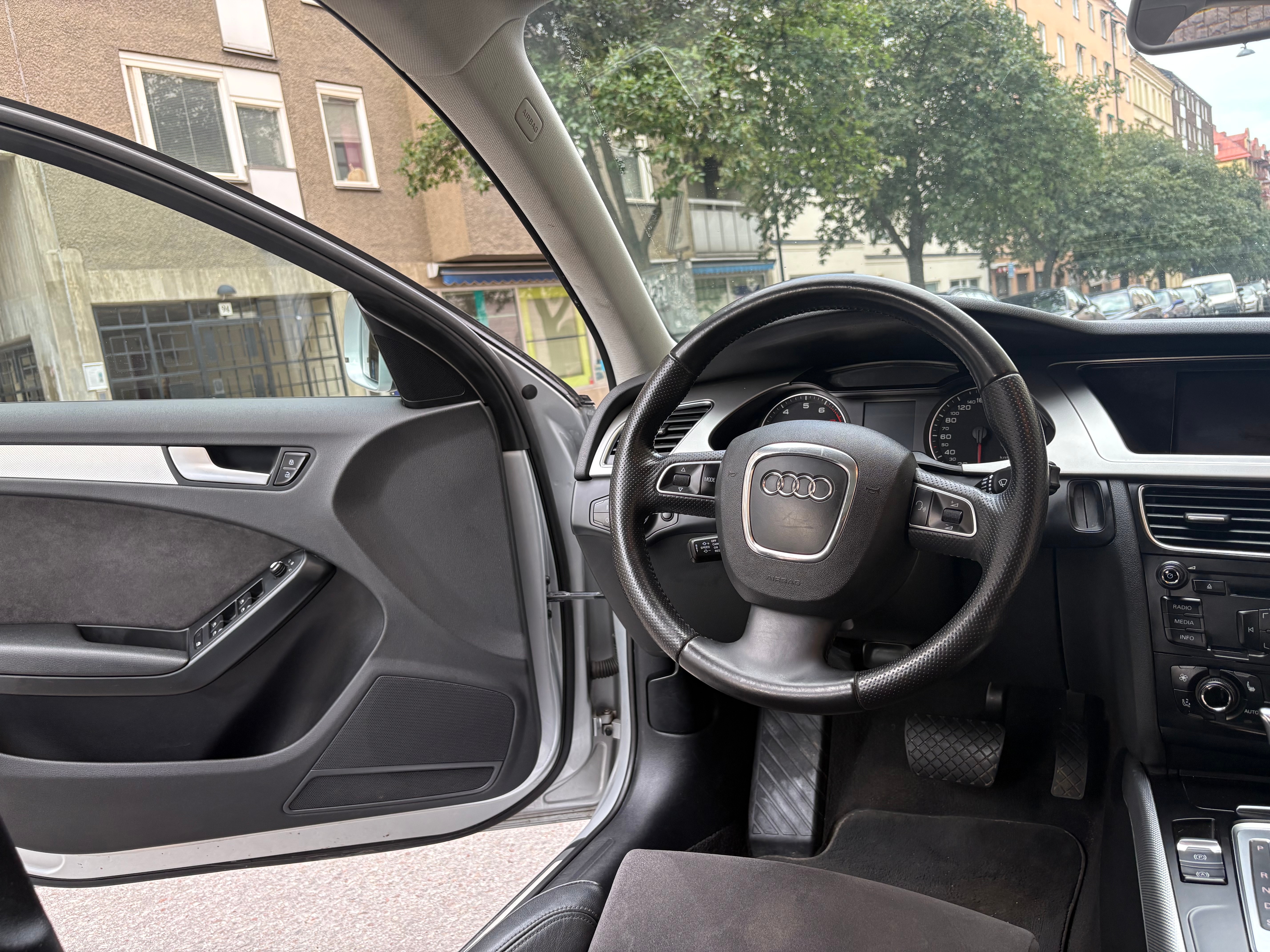 Audi A4 allroad 2012, kuva 6/7