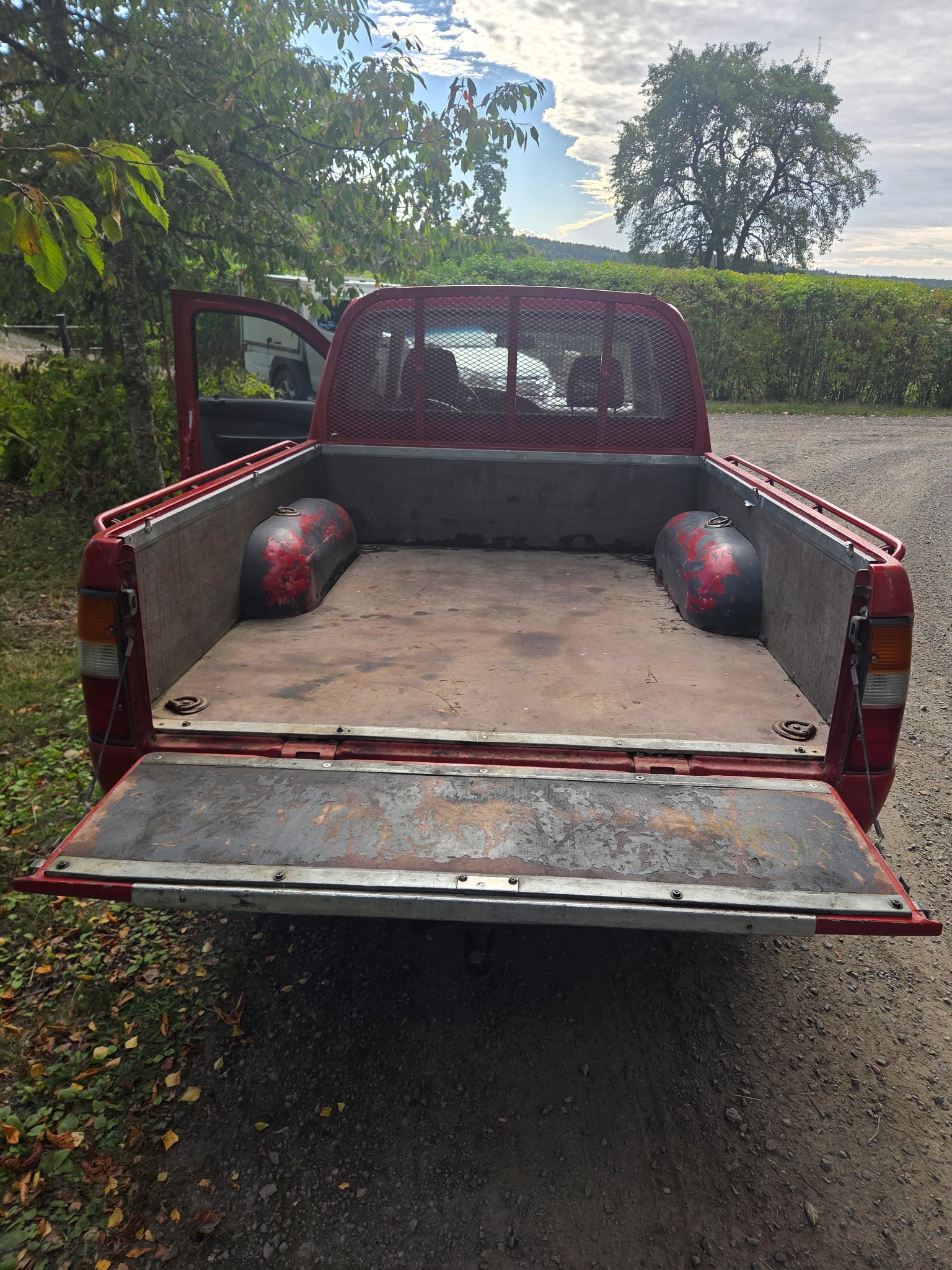 Mazda B2500 Extended 2.5 TD 4WD Manuell 2001, bild 6/8