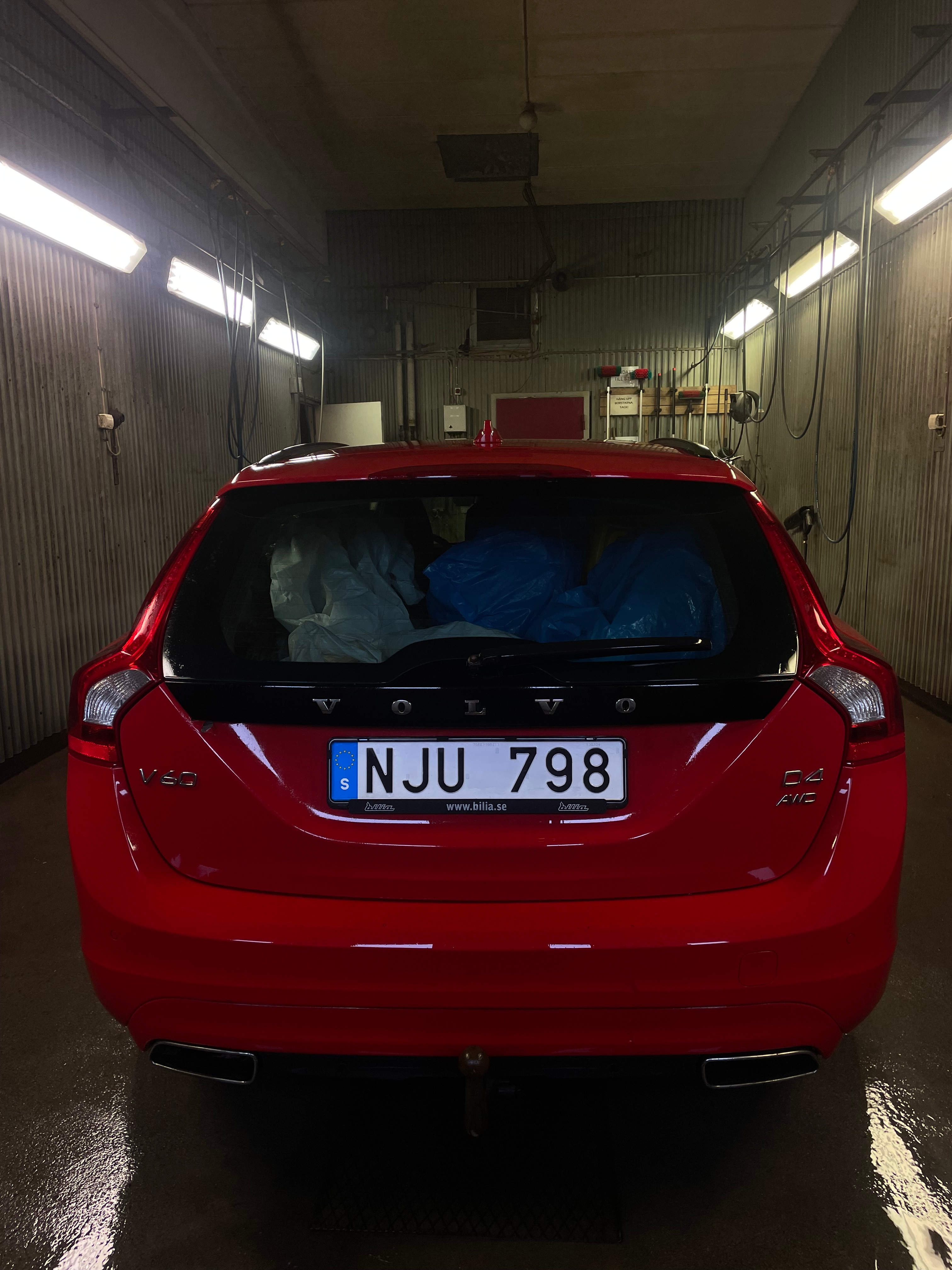 Volvo V60 D4 AWD Geartronic 2014, kuva 3/6