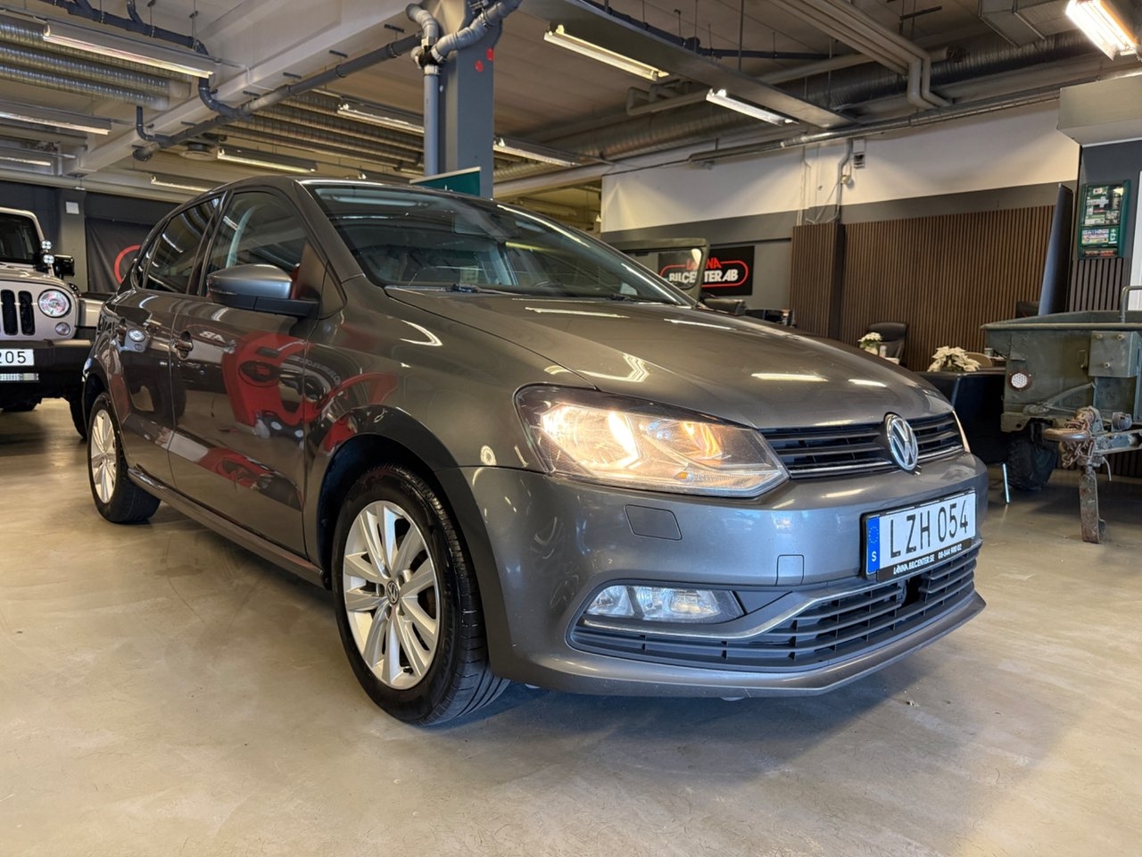 Volkswagen Polo 2016, bild 7/10