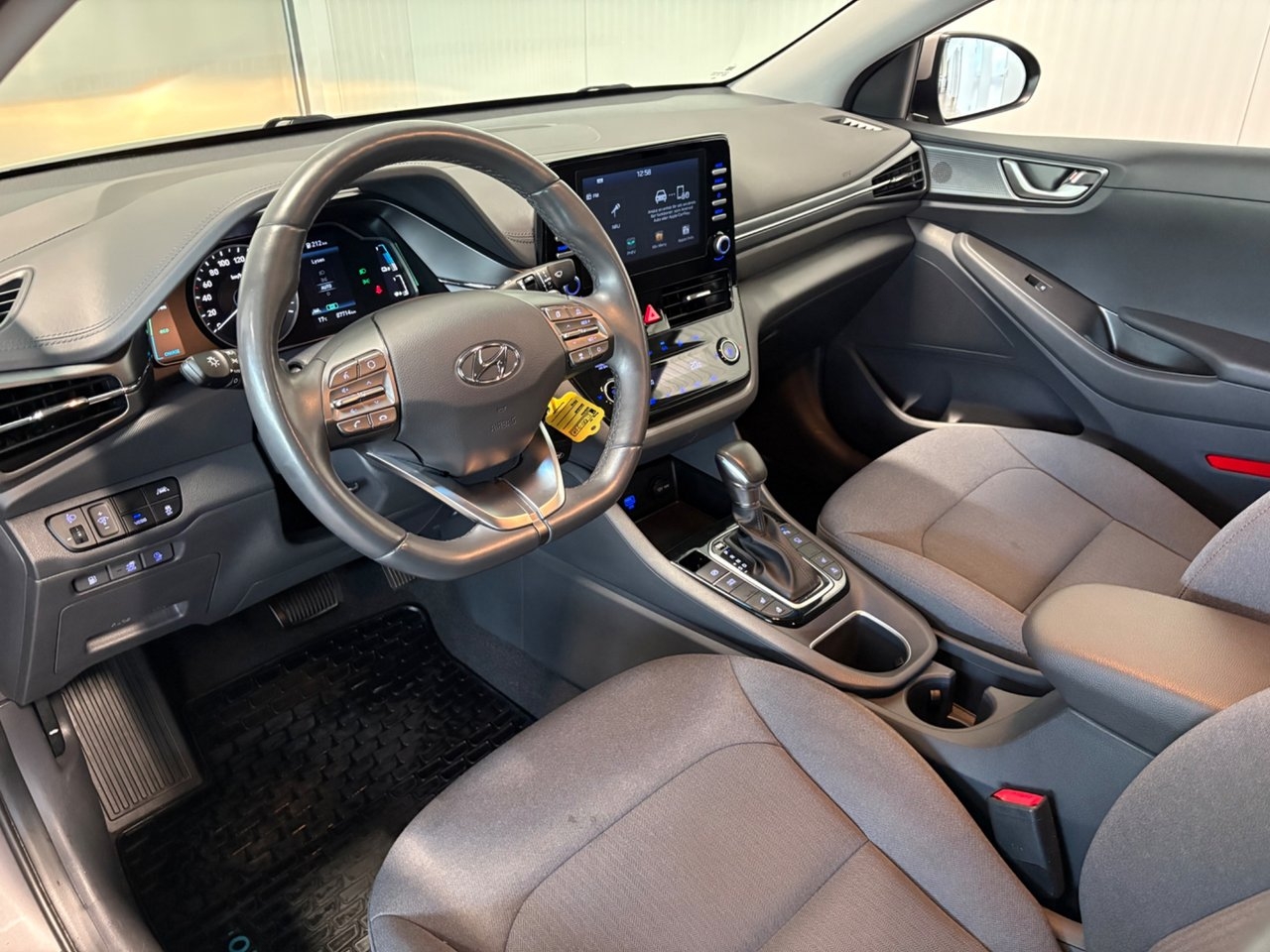 Hyundai Ioniq Plug-In Dragkrok 2020, bild 7/10