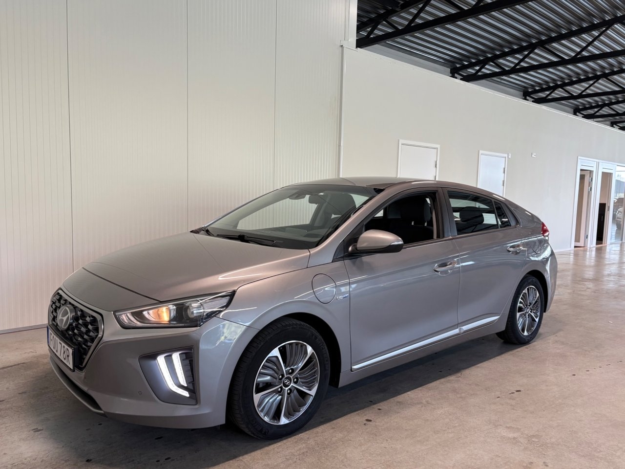 Hyundai Ioniq Plug-In Dragkrok 2020, bild 4/10