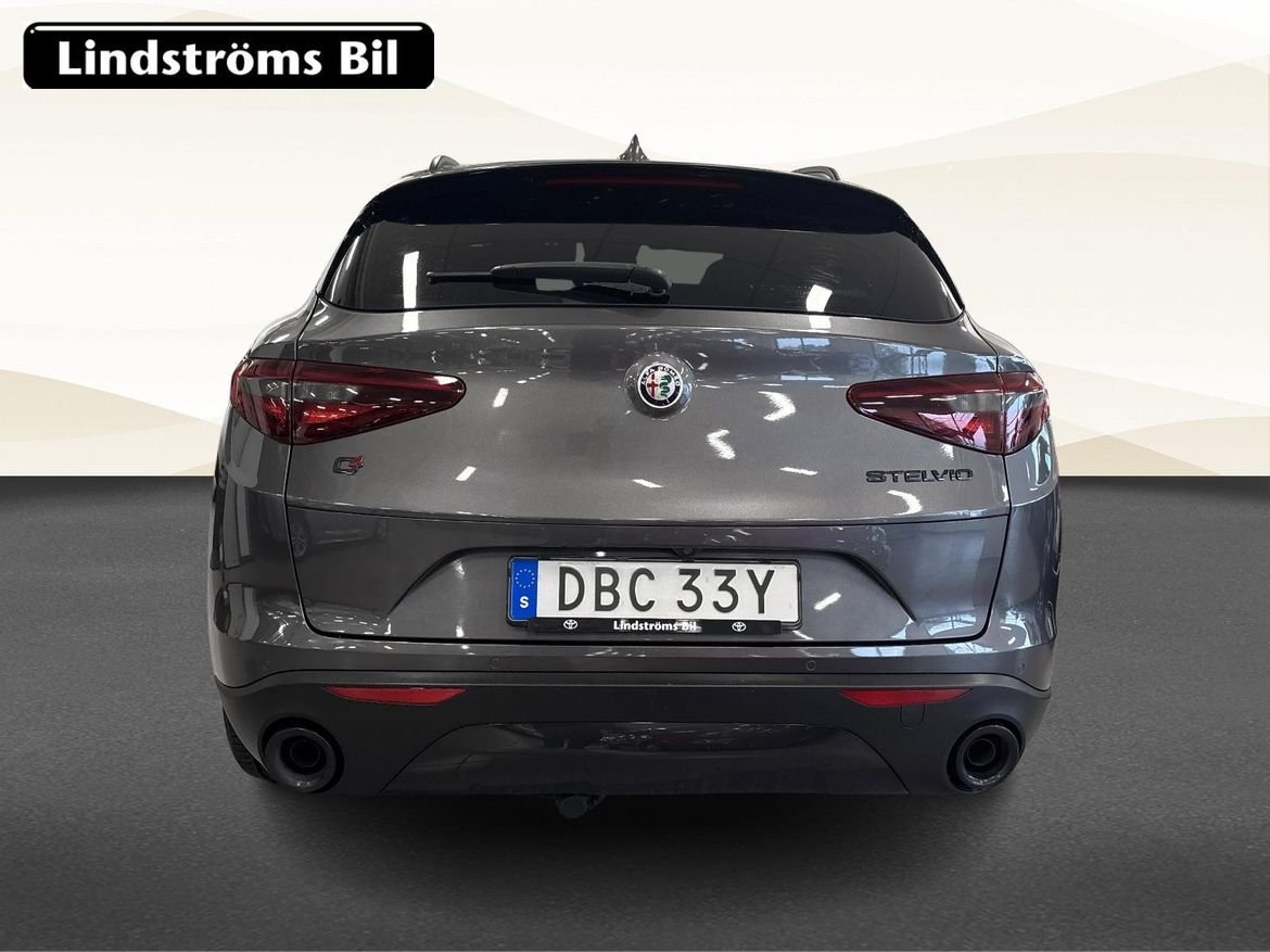 Alfa Romeo Stelvio 2020, kuva 7/10