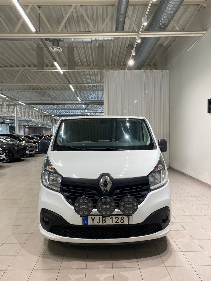 Renault Trafic 2017, bild 2/16