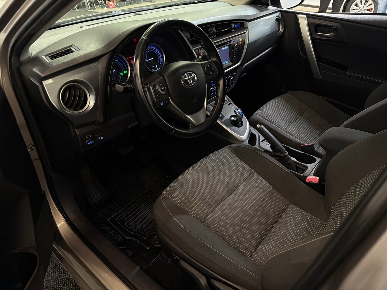 Toyota Auris Touring Sports Hybrid 2014, bild 7/10