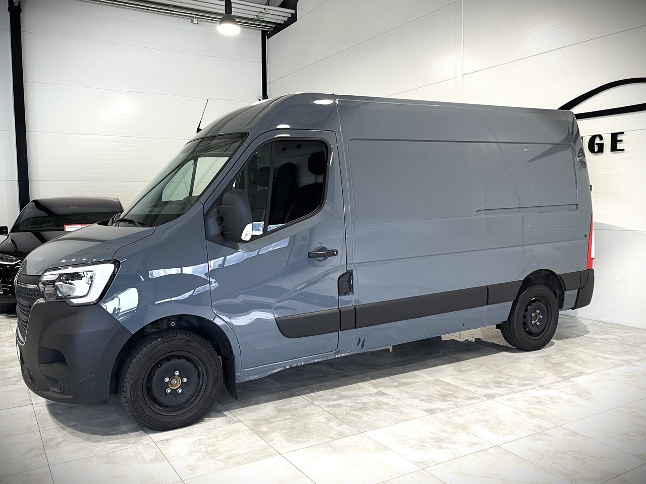 Renault Master 3.5 T 2.3 dCi 3-Sits 2022, kuva 3/12