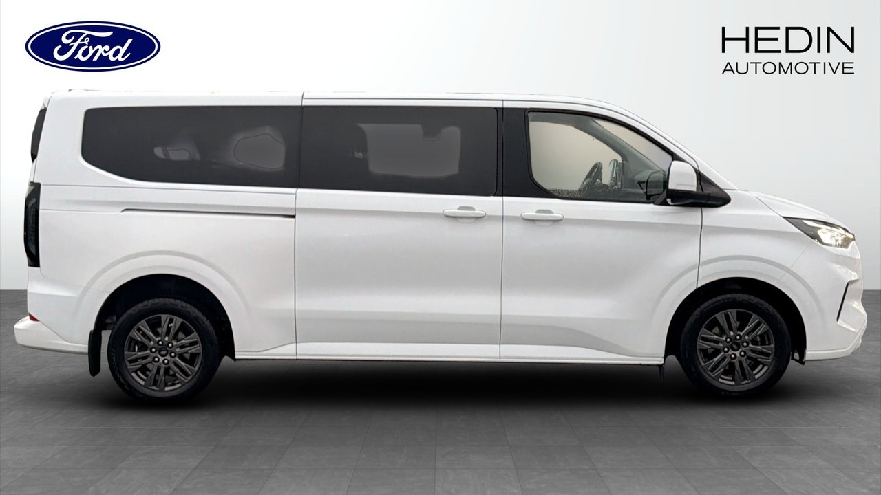Ford Tourneo Custom 2024, bild 6/9