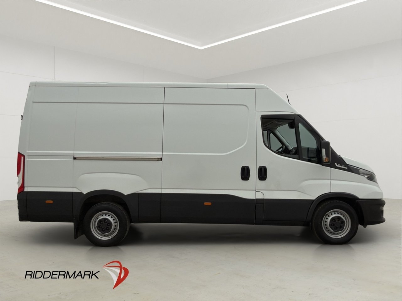 Iveco Daily 2023, bild 2/25