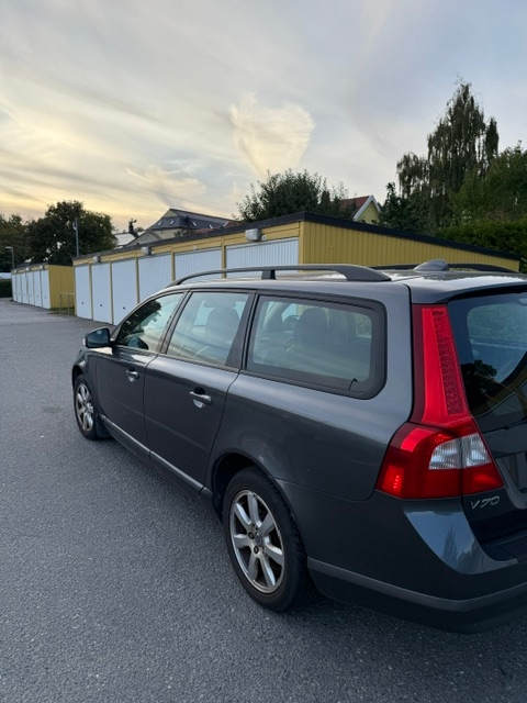 Volvo V70 2.0F Manuell 2008, kuva 3/8
