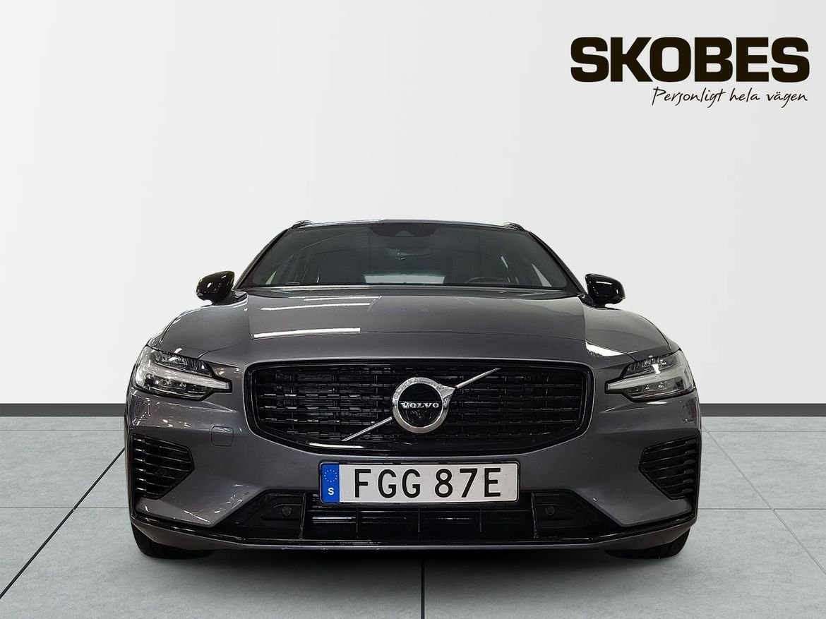 Volvo V60 Recharge T6 R-Design 2021, bild 2/3