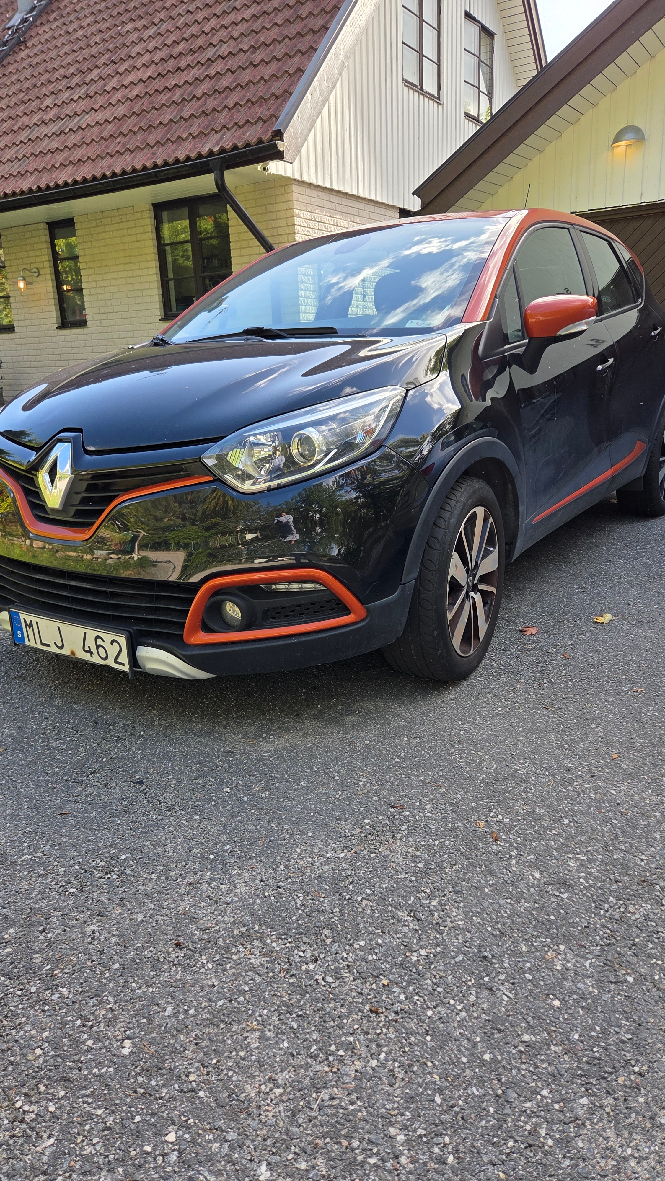 Renault Captur 1.2 TCe EDC 2014, kuva 2/3