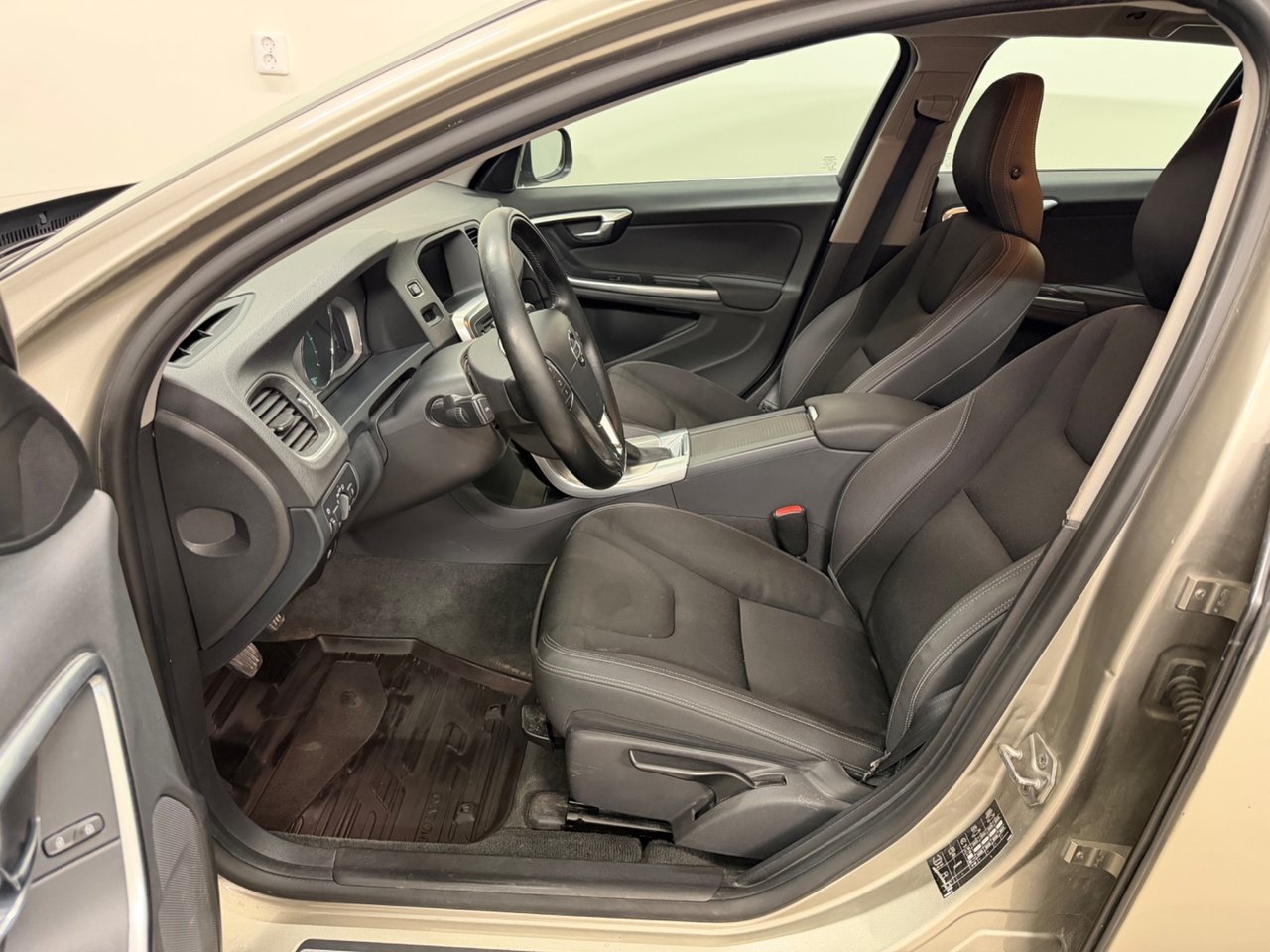 Volvo V60 2014, bild 7/10