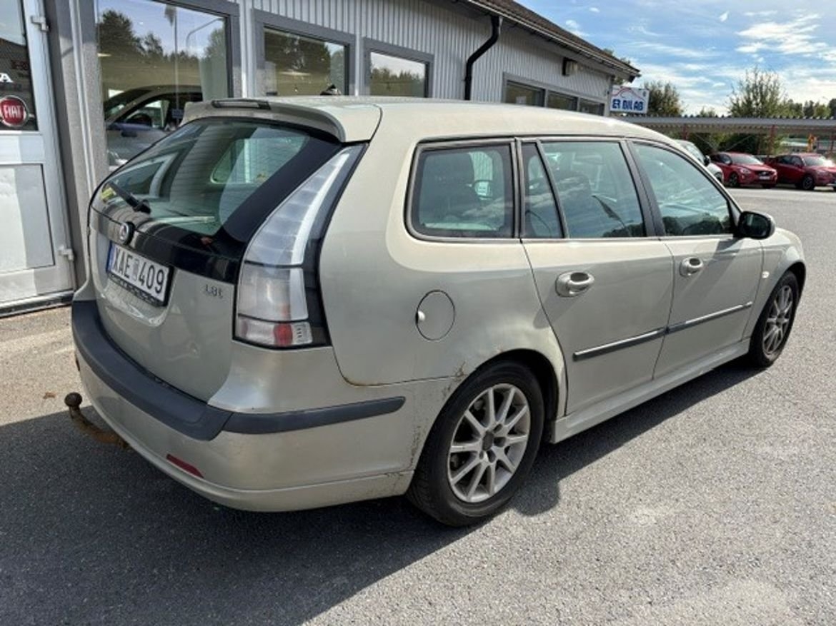 Saab 9-3 SportCombi 1.8t – Linear 2006, bild 4/5