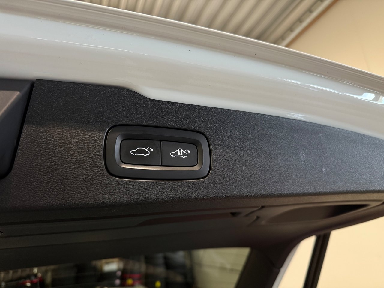 Volvo V60 Cross Country 2022, bild 7/10