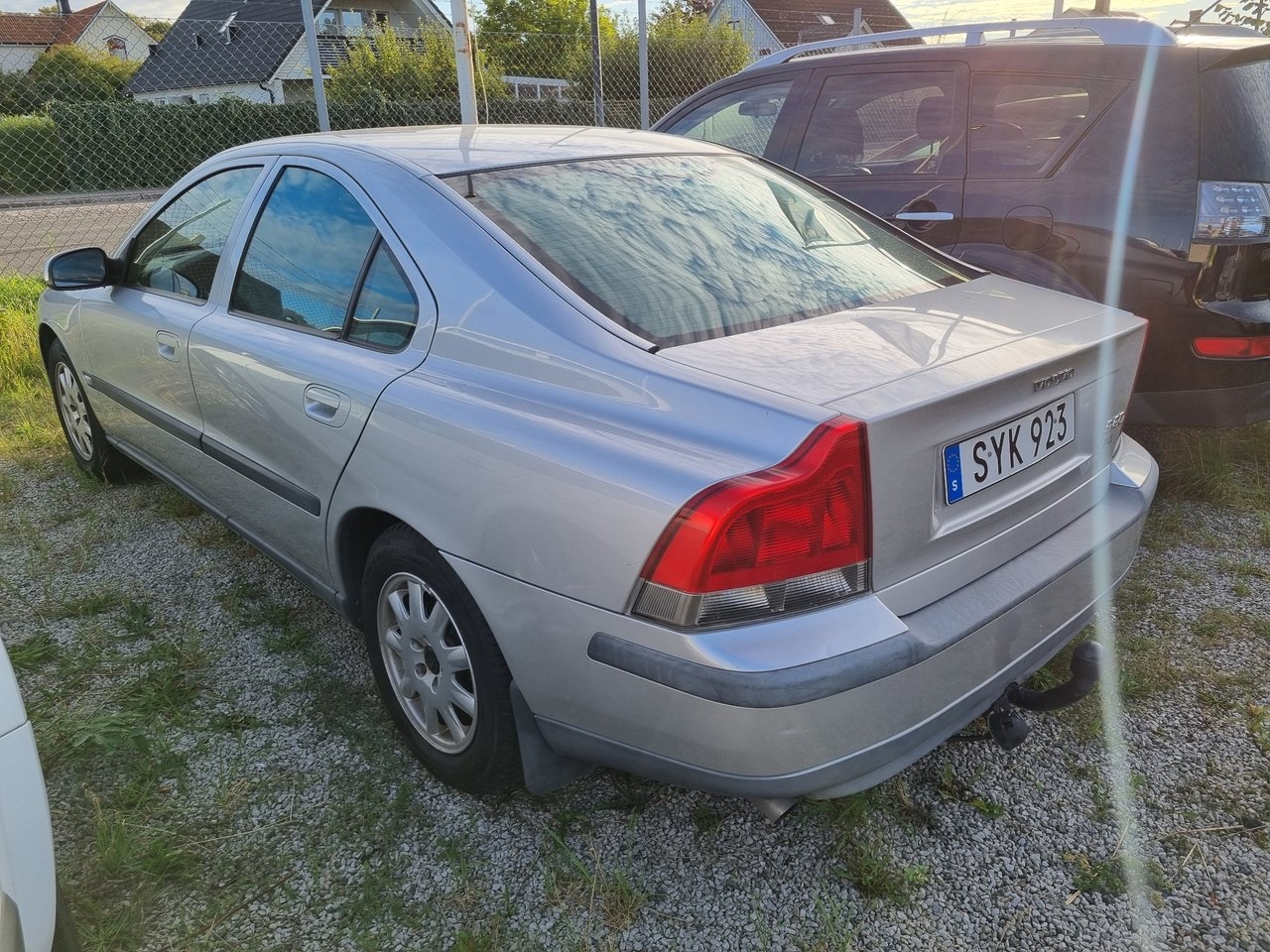 Volvo S60 2002, kuva 4/10