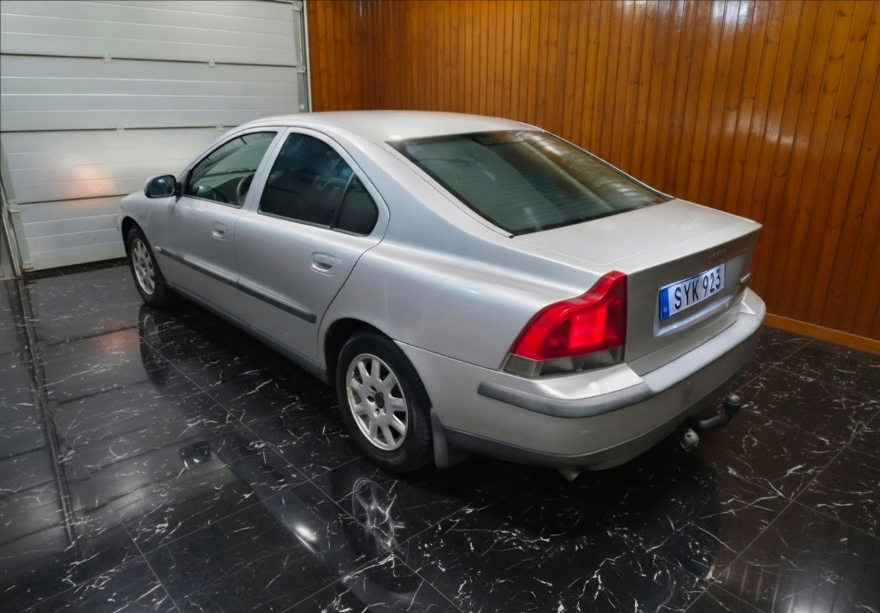 Volvo S60 2002, kuva 7/10
