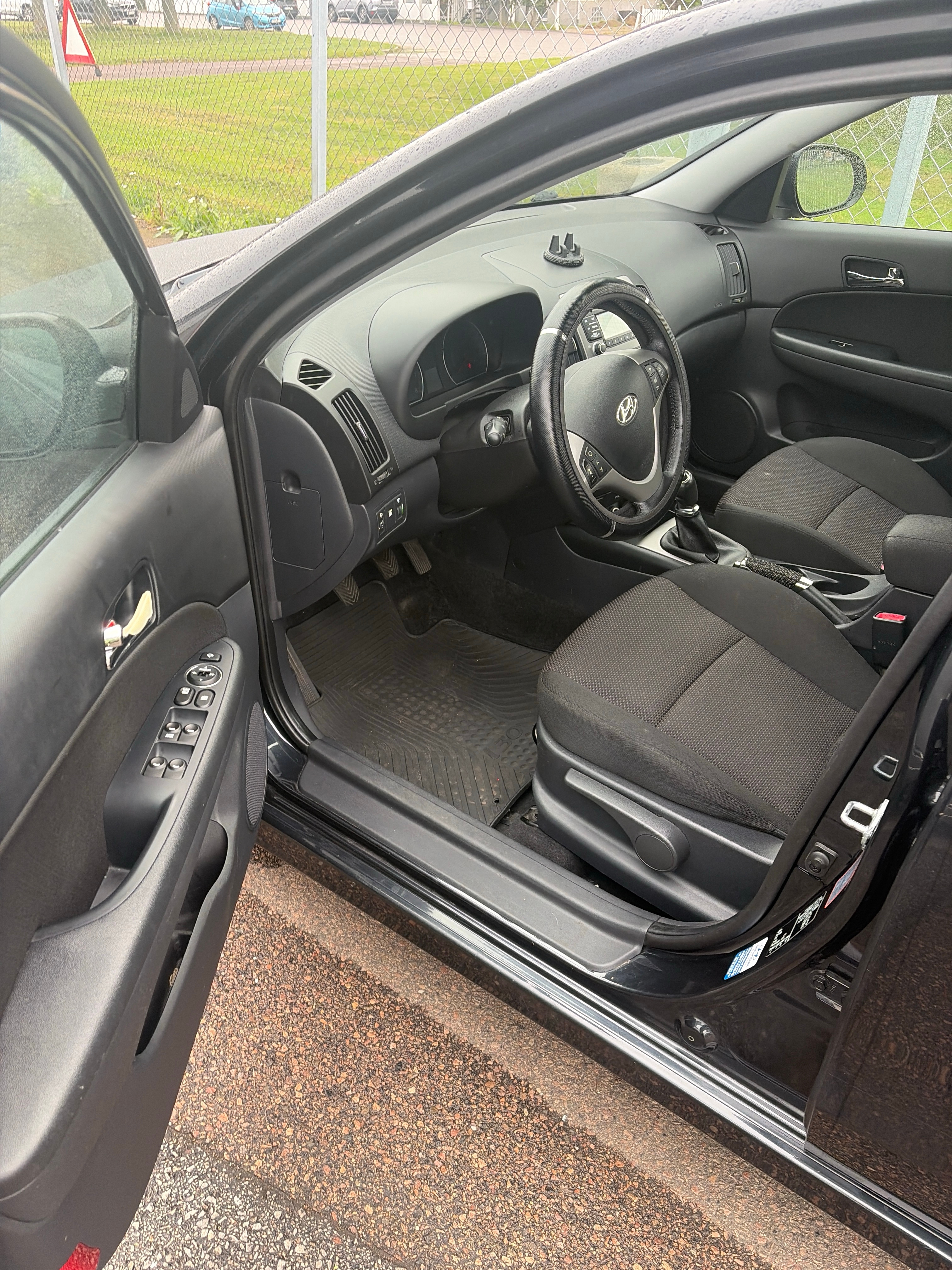 Hyundai i30 1.6 Manuell 2011, bild 5/5